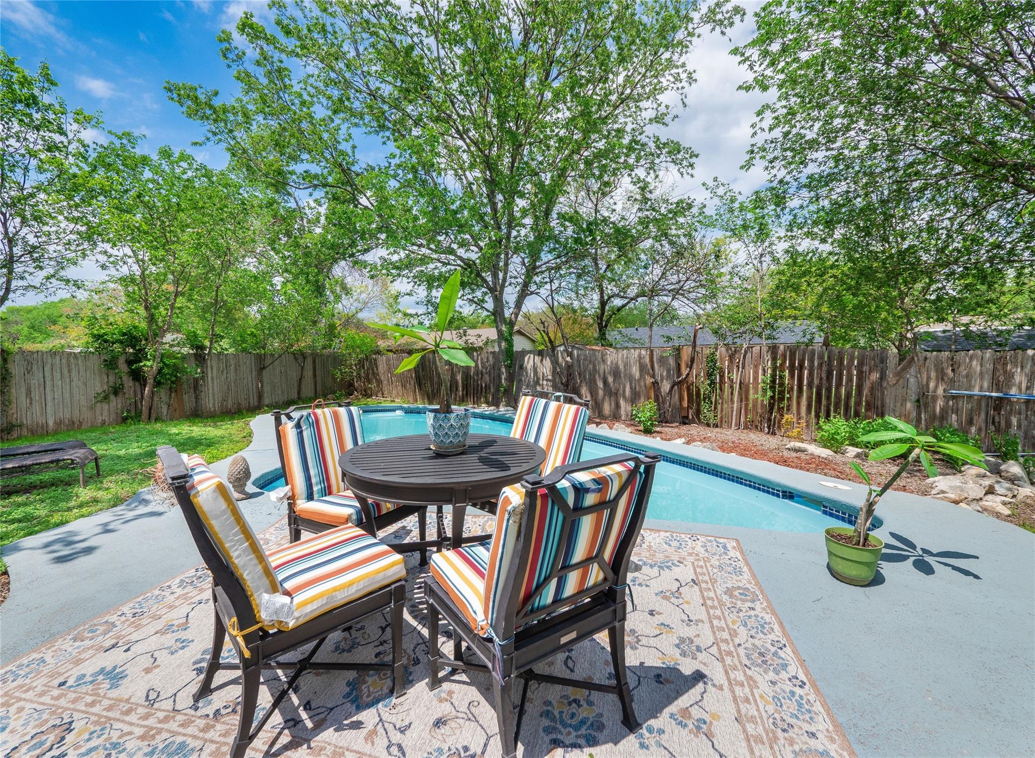 602 Old Stone Rd, Austin, TX 78745