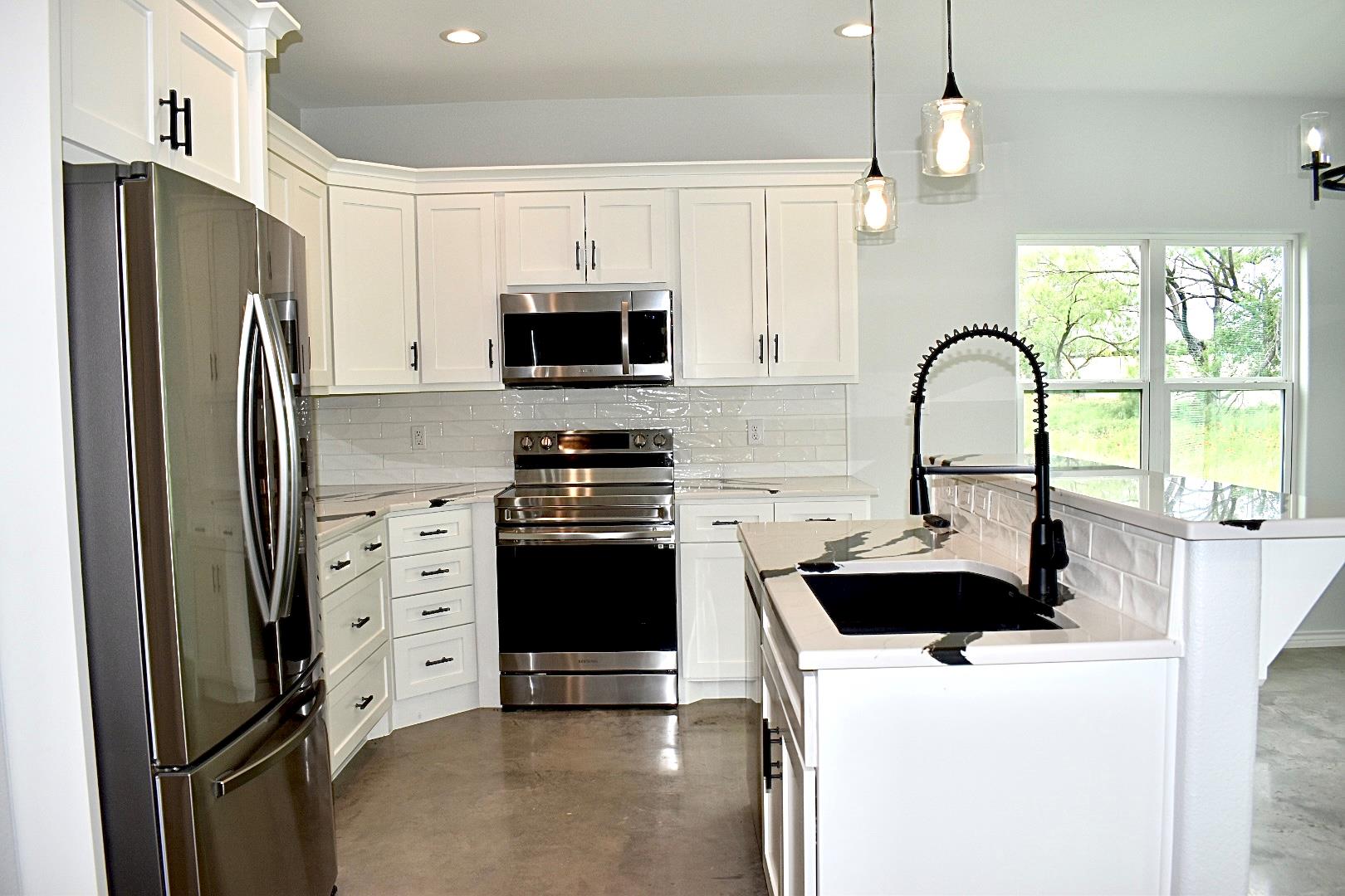 1557 County Road 119, Burnet, TX 78611
