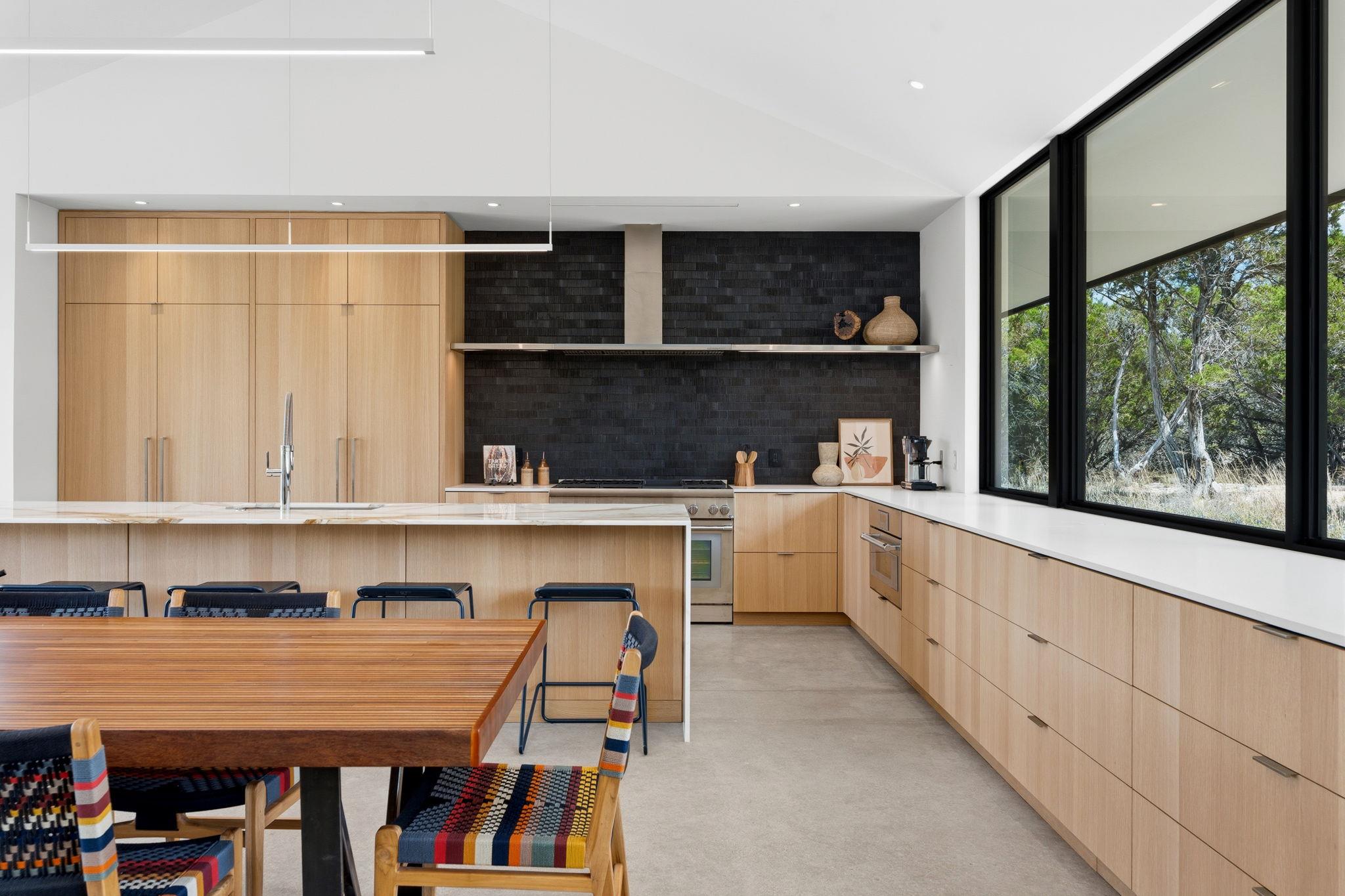 10982 Long Branch Dr, Austin, TX 78736