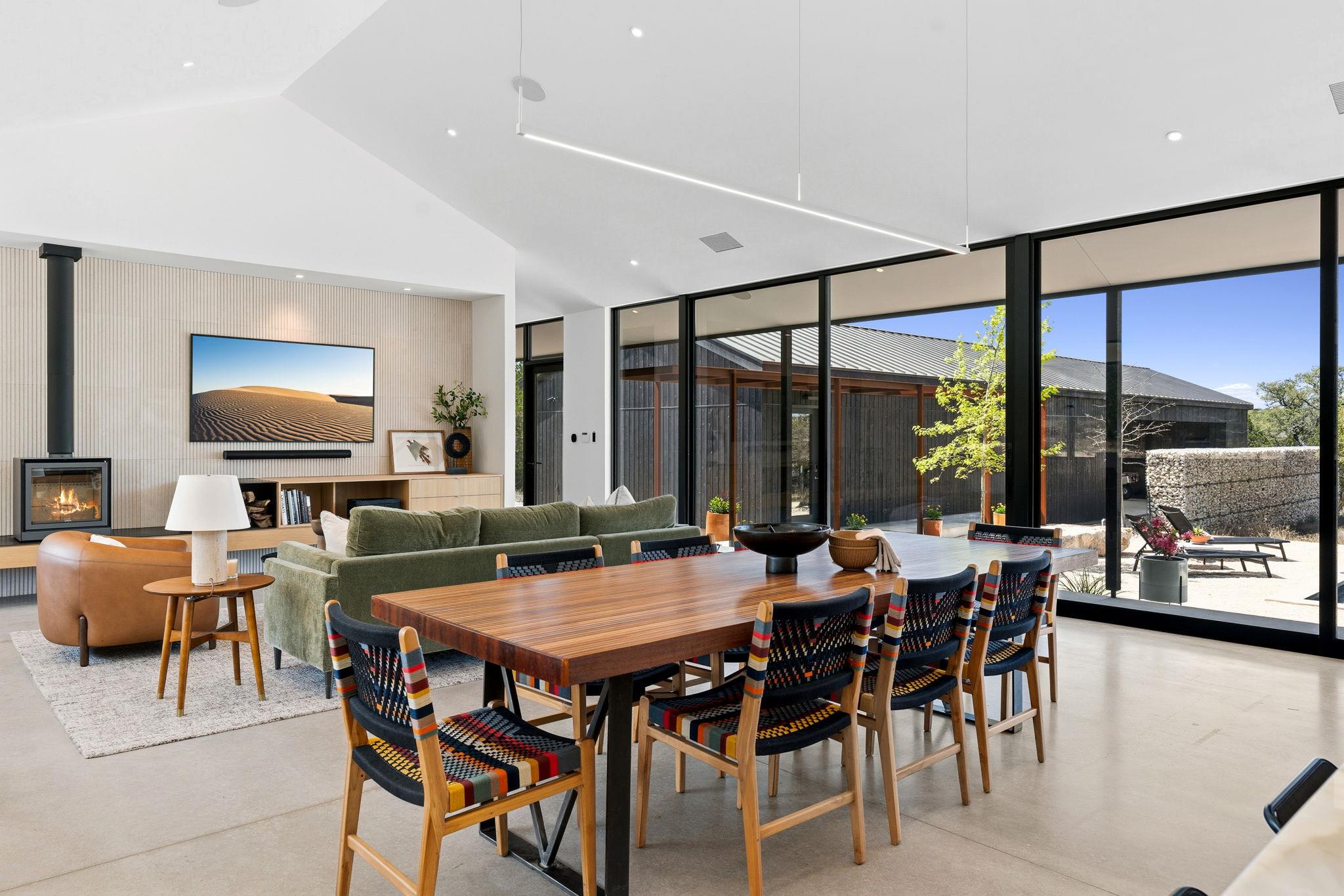 10982 Long Branch Dr, Austin, TX 78736