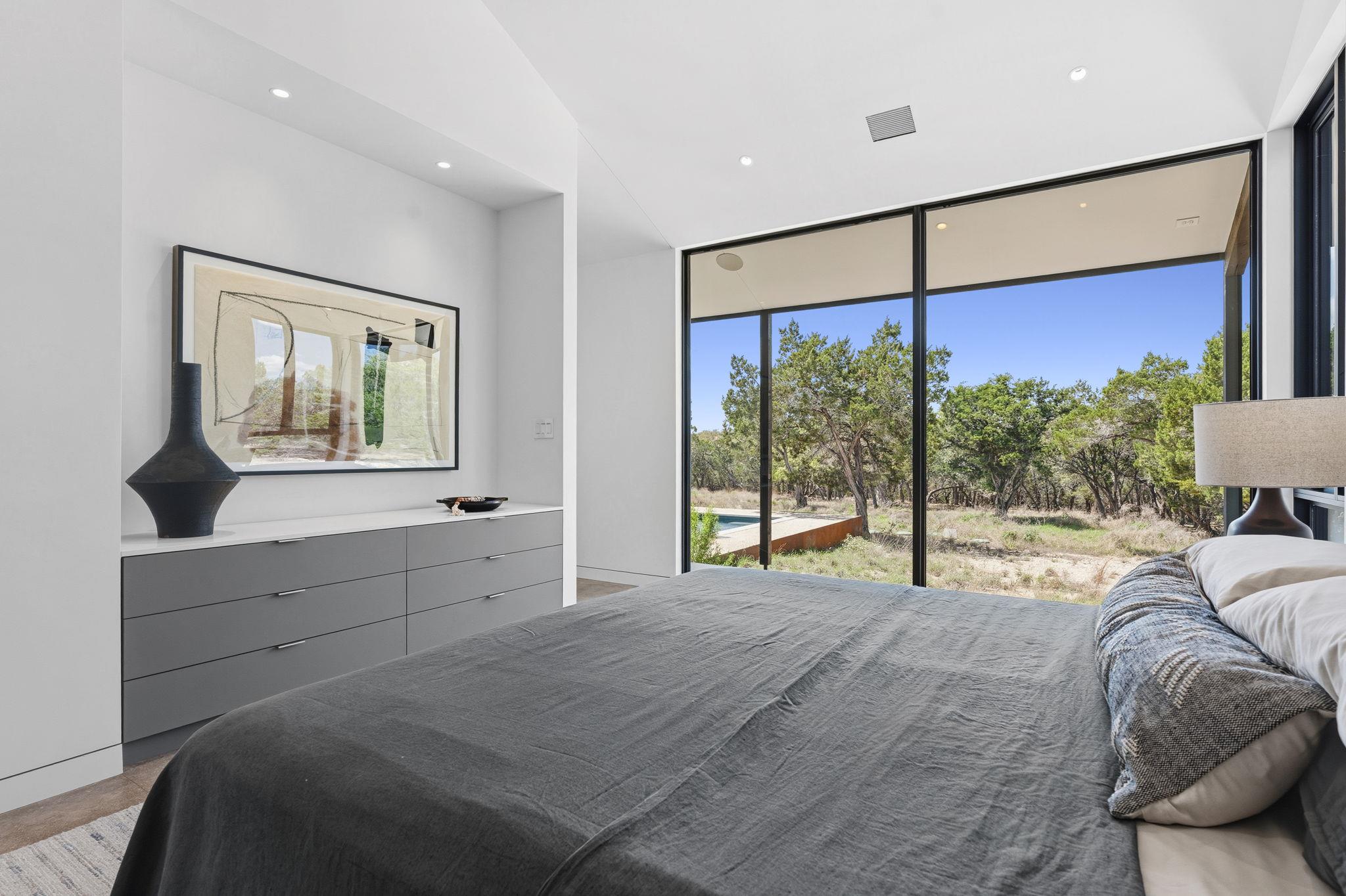 10982 Long Branch Dr, Austin, TX 78736