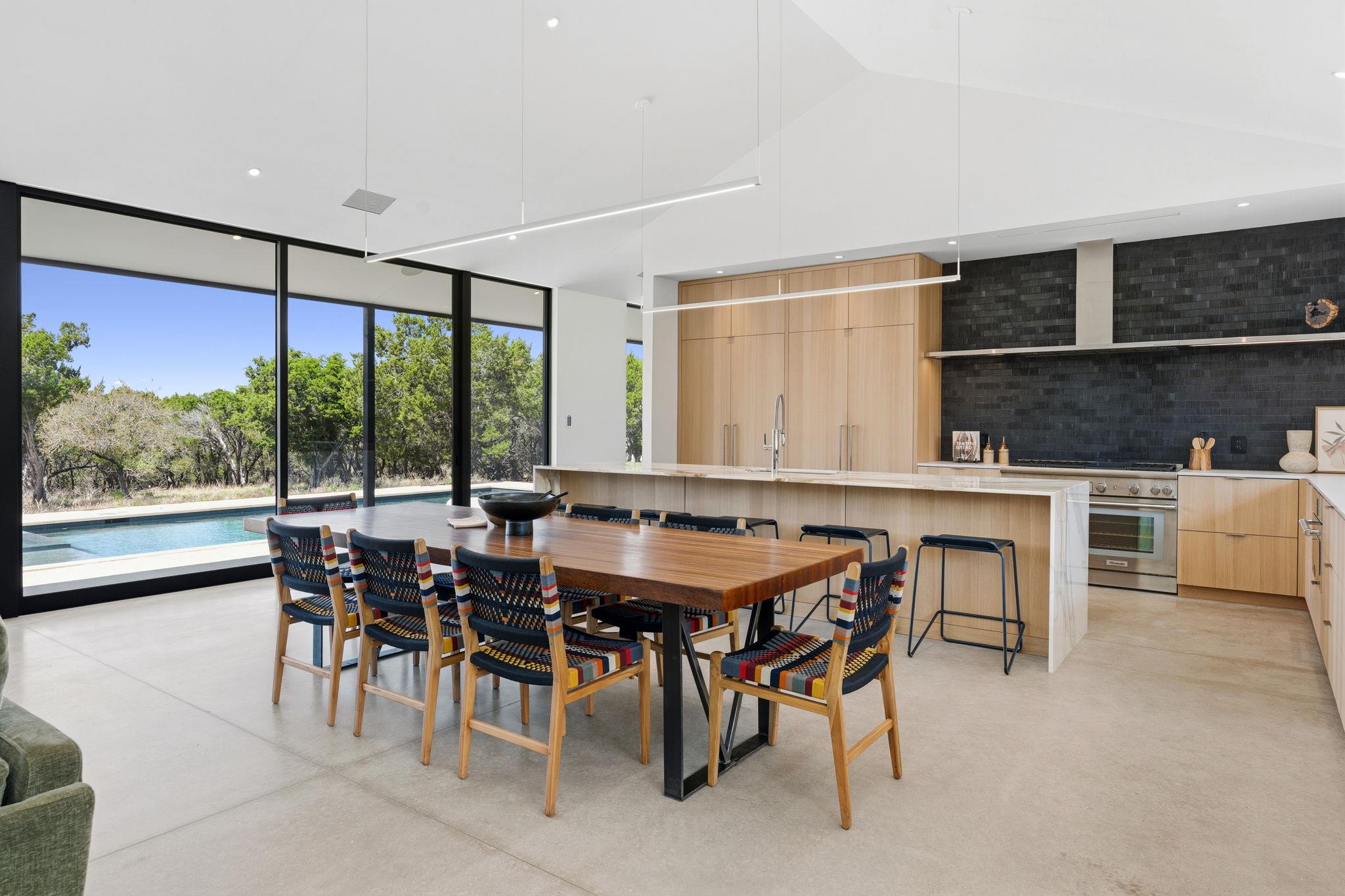 10982 Long Branch Dr, Austin, TX 78736