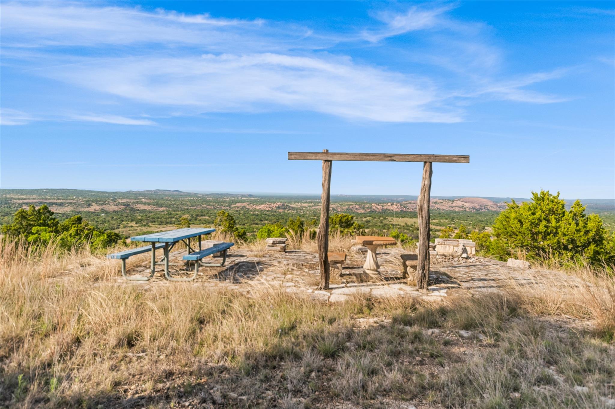 743 Welgehausen Rd, Fredericksburg, TX 78624