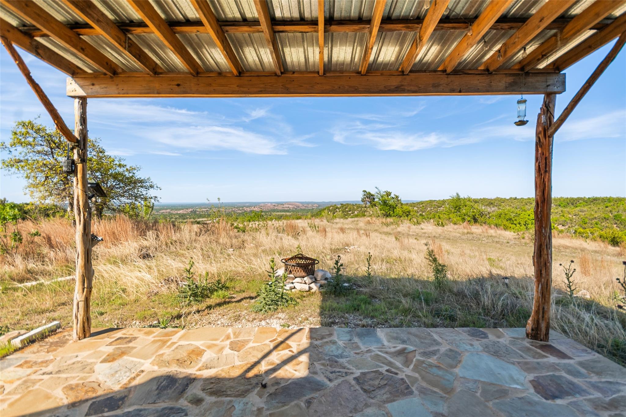 743 Welgehausen Rd, Fredericksburg, TX 78624