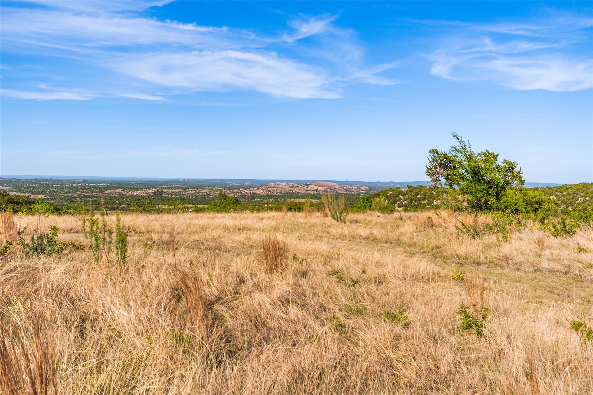 743 Welgehausen Rd, Fredericksburg, TX 78624