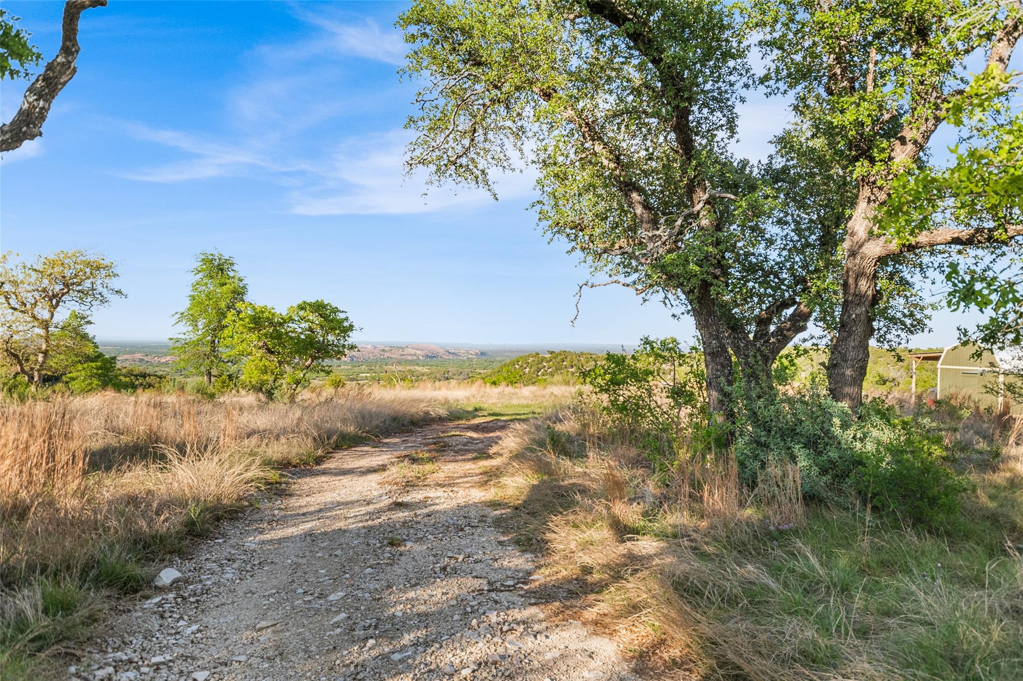 743 Welgehausen Rd, Fredericksburg, TX 78624