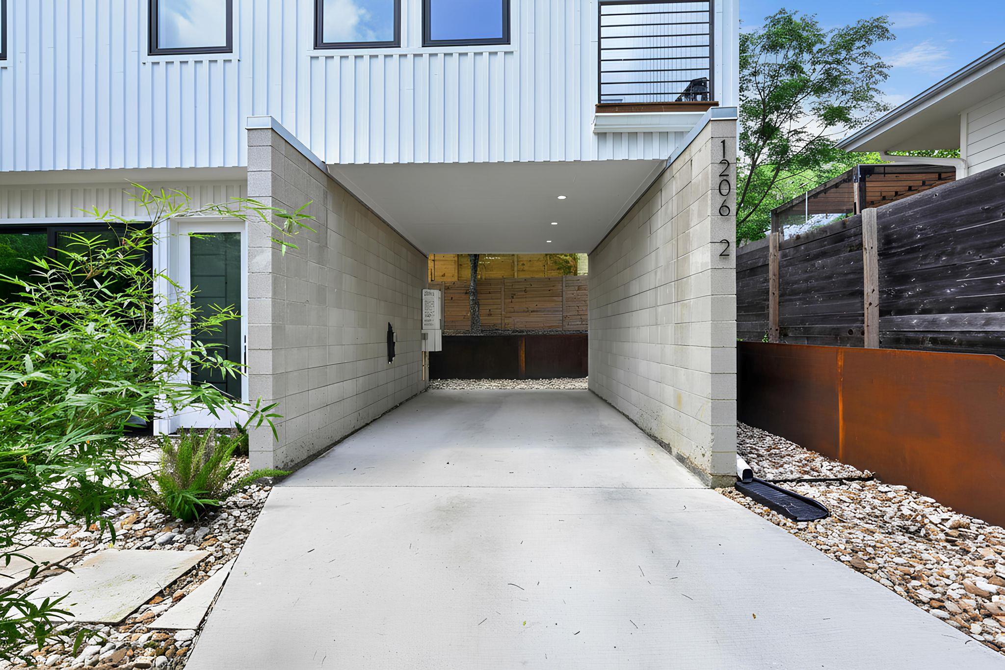 1206 Luna St # 2, Austin, TX 78721