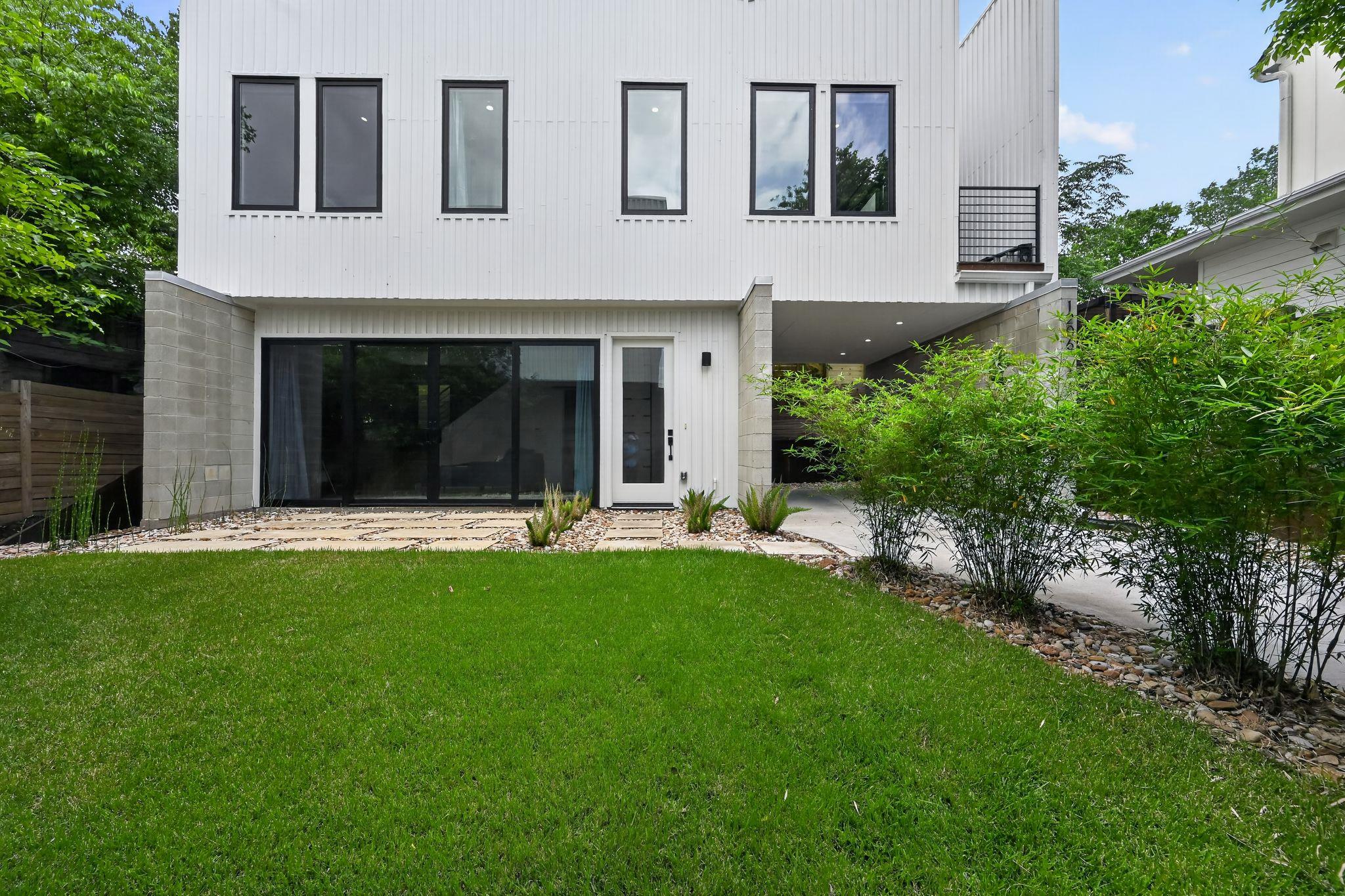 1206 Luna St # 2, Austin, TX 78721