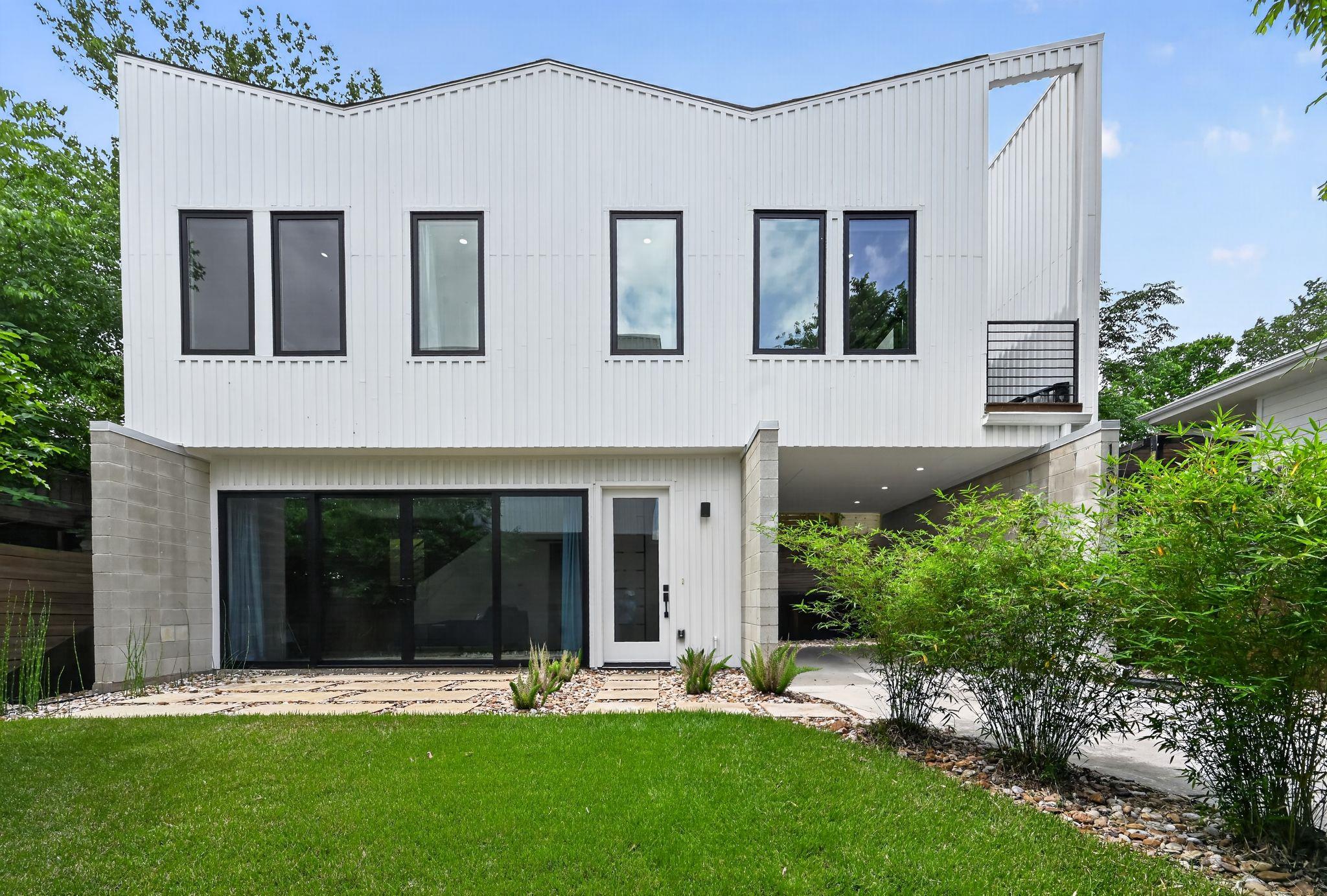 1206 Luna St # 2, Austin, TX 78721