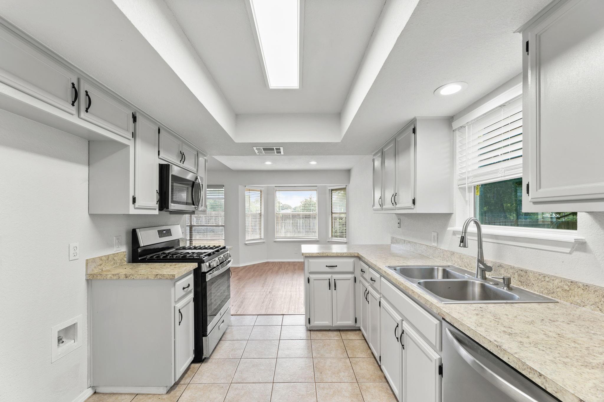 500 Splitrock St, Round Rock, TX 78681