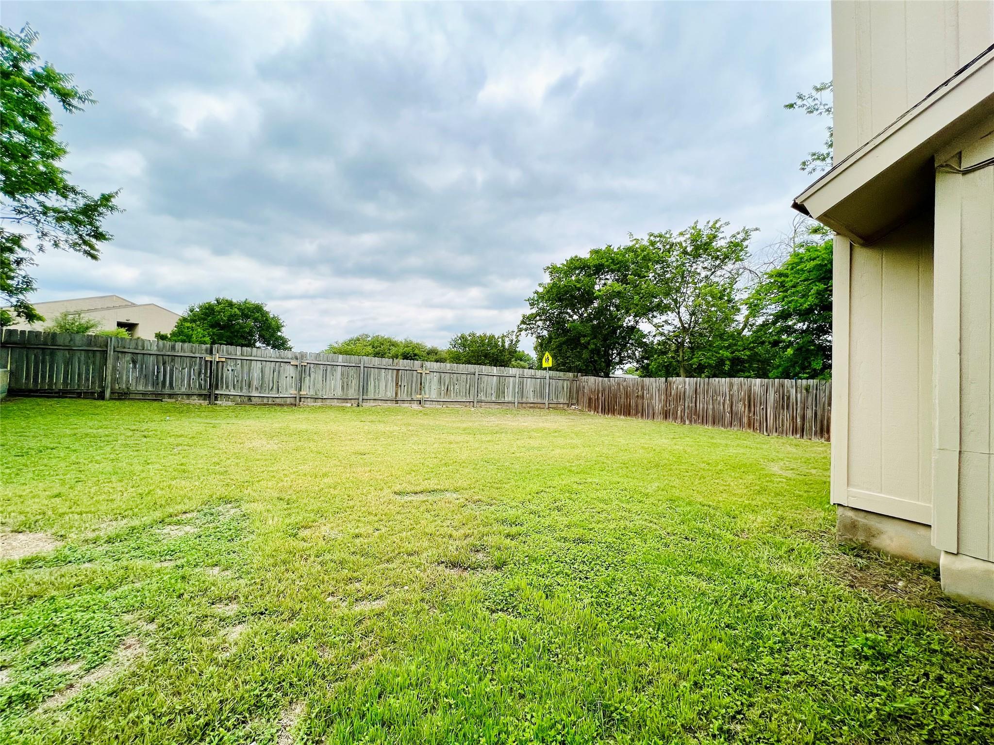 500 Splitrock St, Round Rock, TX 78681