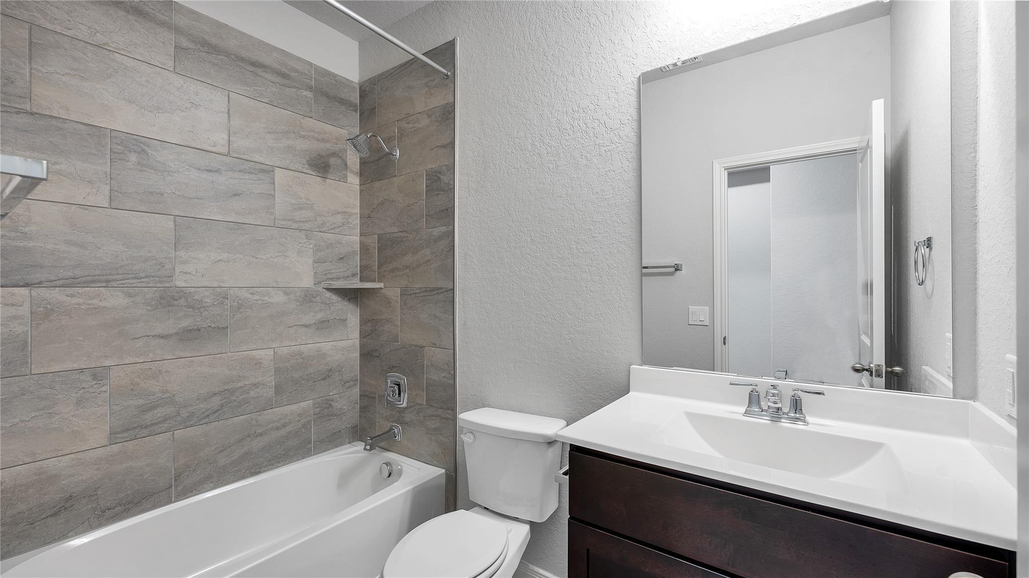 1941 Colonial Ave Ave, New Braunfels, TX 78130