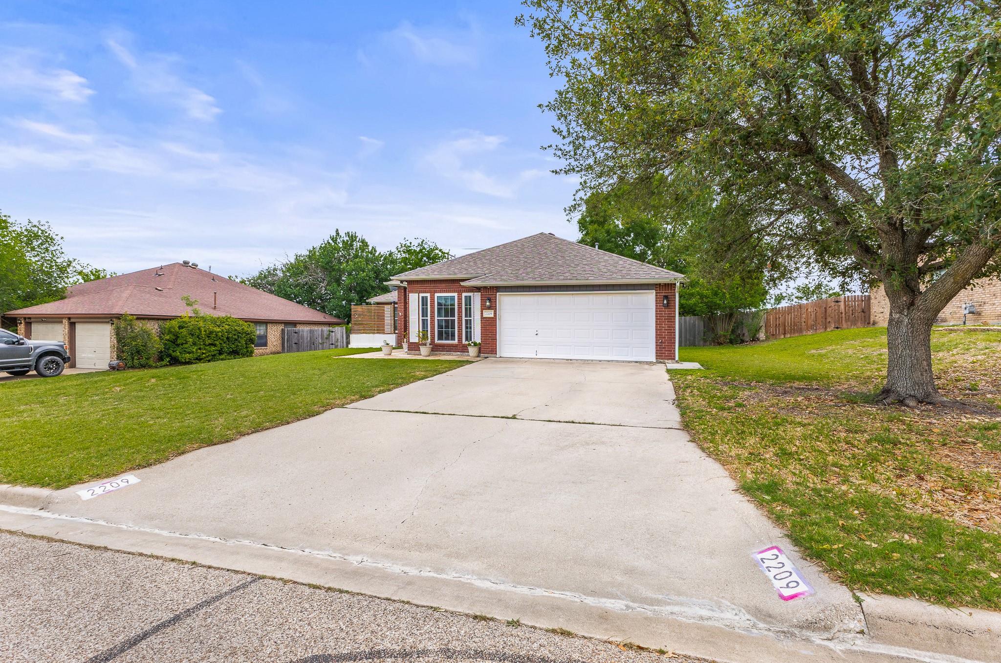 2209 Creek Dr, Harker Heights, TX 76548