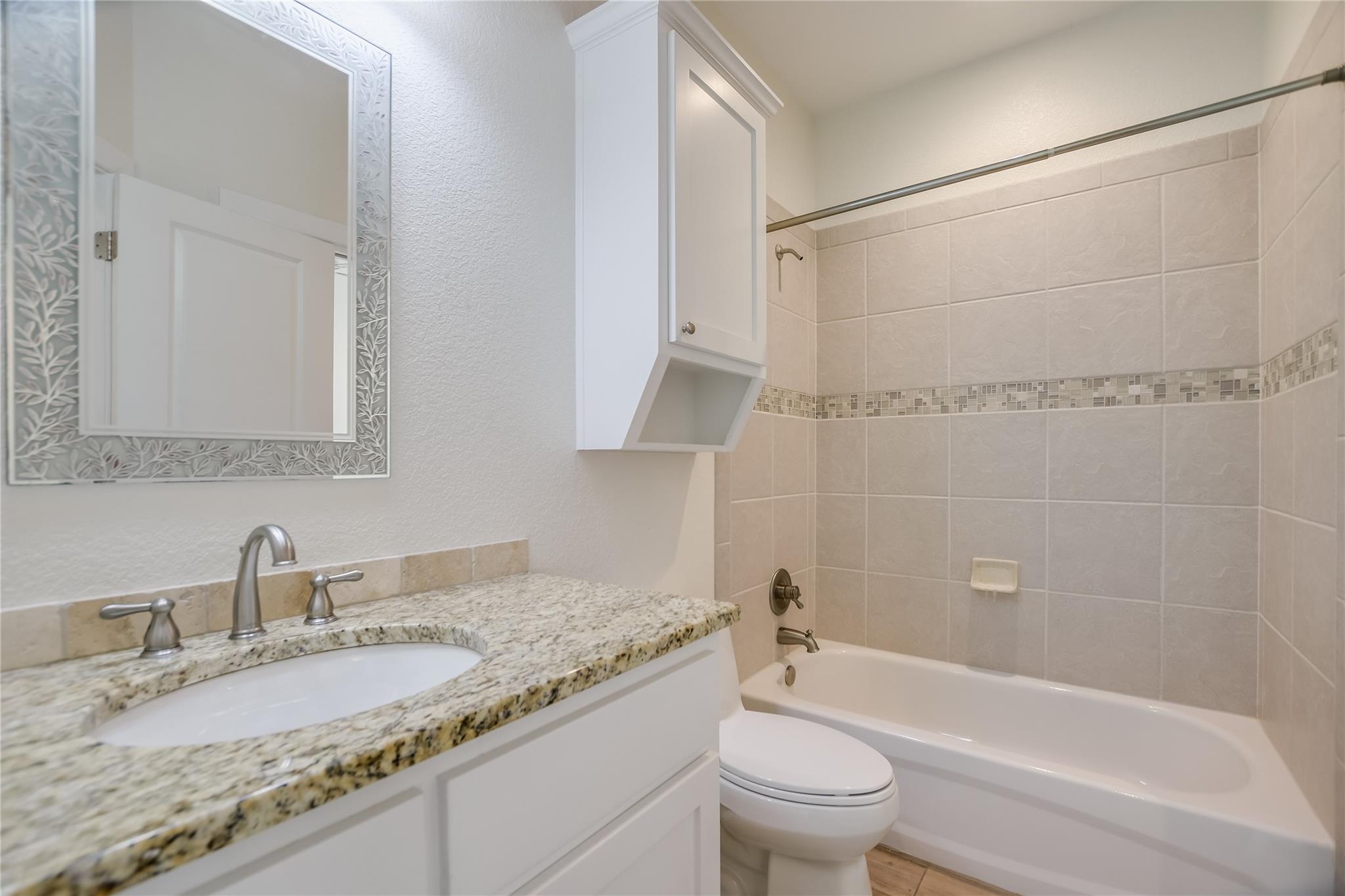 416 Hi Cir W # A, Horseshoe Bay, TX 78657