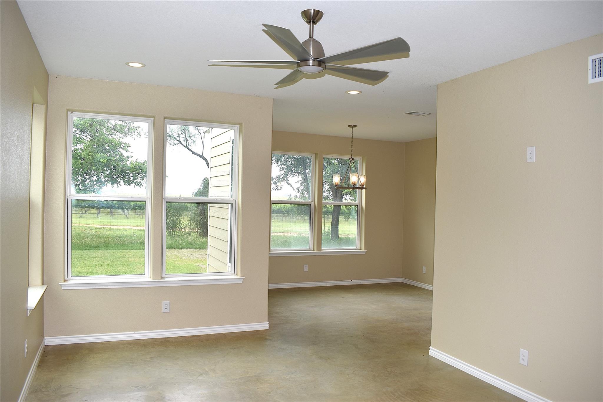 1559 County Road 119, Burnet, TX 78611