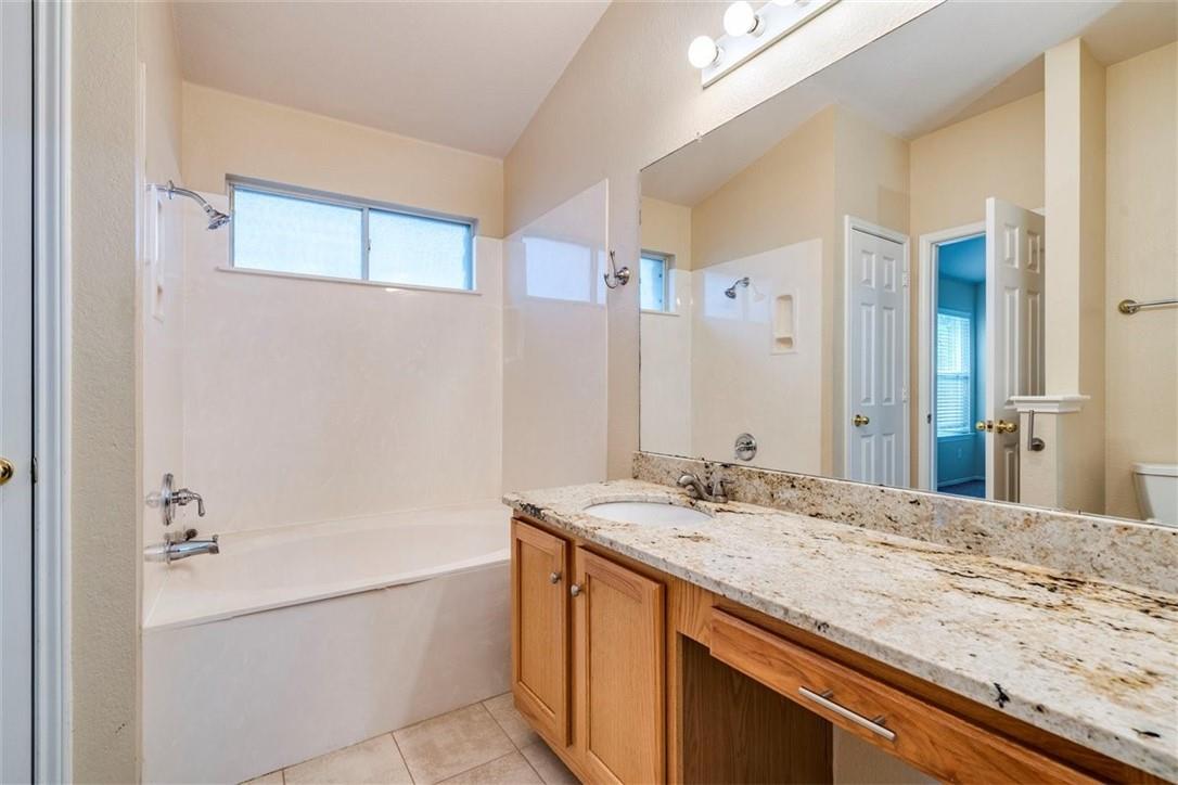 1307 Dillon Lake Bnd, Leander, TX 78641