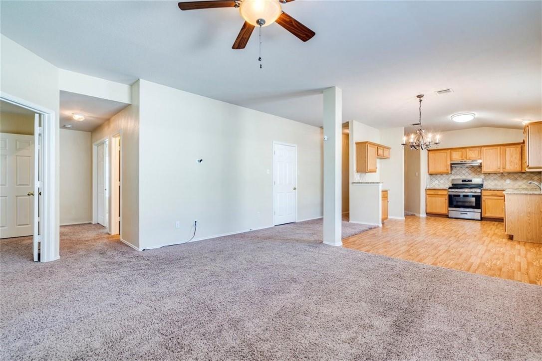 1307 Dillon Lake Bnd, Leander, TX 78641