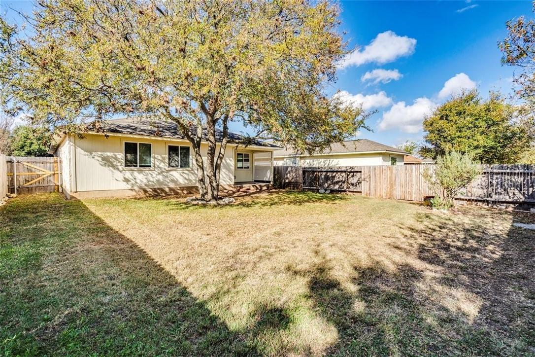 1307 Dillon Lake Bnd, Leander, TX 78641