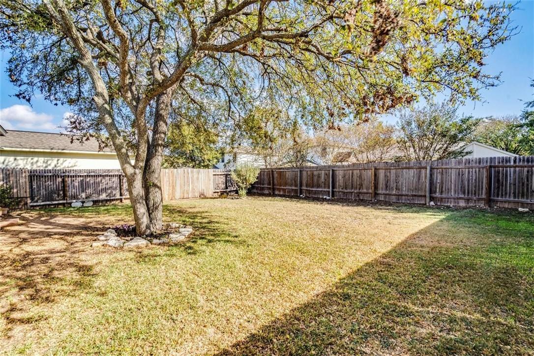 1307 Dillon Lake Bnd, Leander, TX 78641