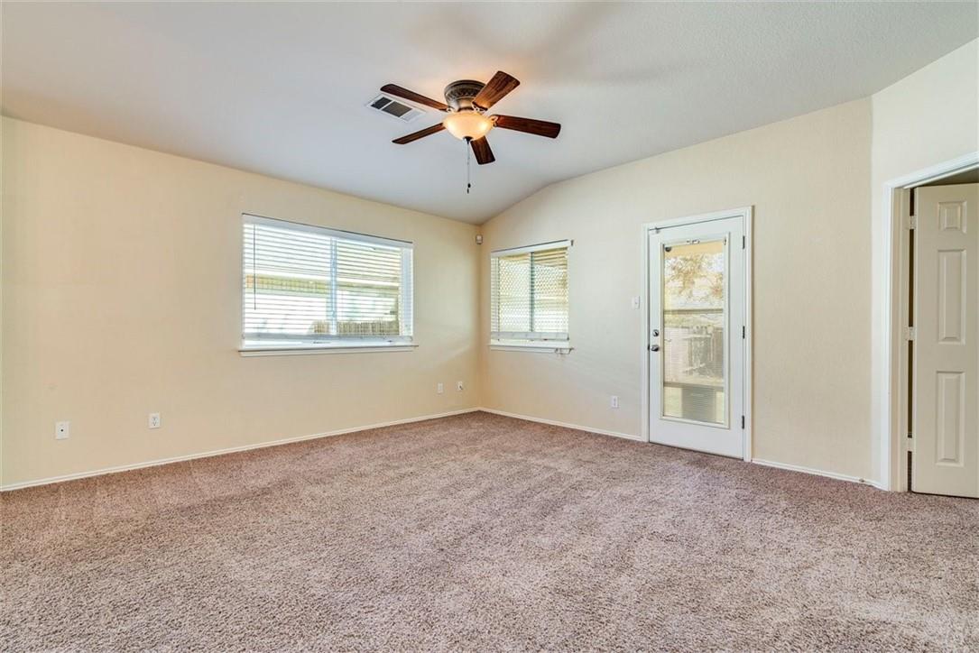 1307 Dillon Lake Bnd, Leander, TX 78641