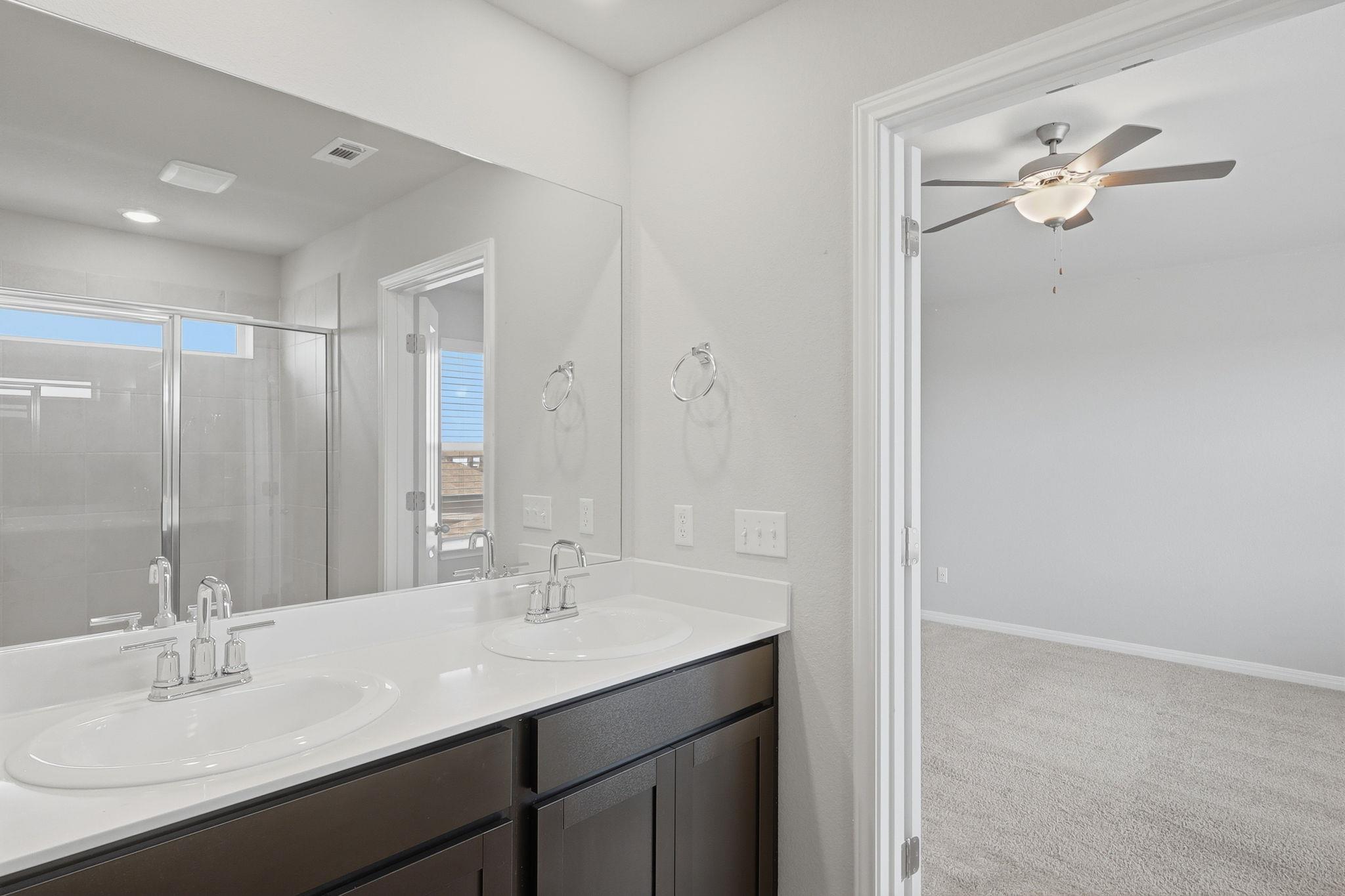 136 Morning Dawn Ln, Georgetown, TX 78628