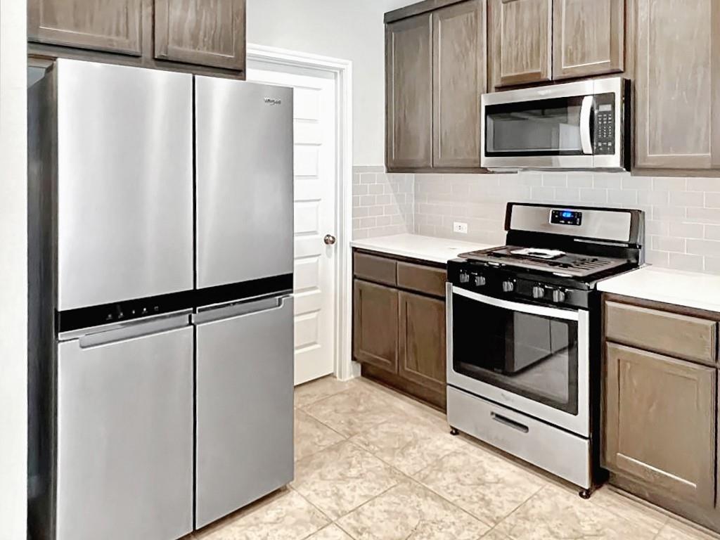 2145 Arendale Dr, Leander, TX 78641