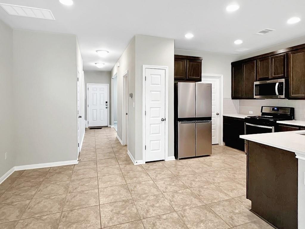 2145 Arendale Dr, Leander, TX 78641