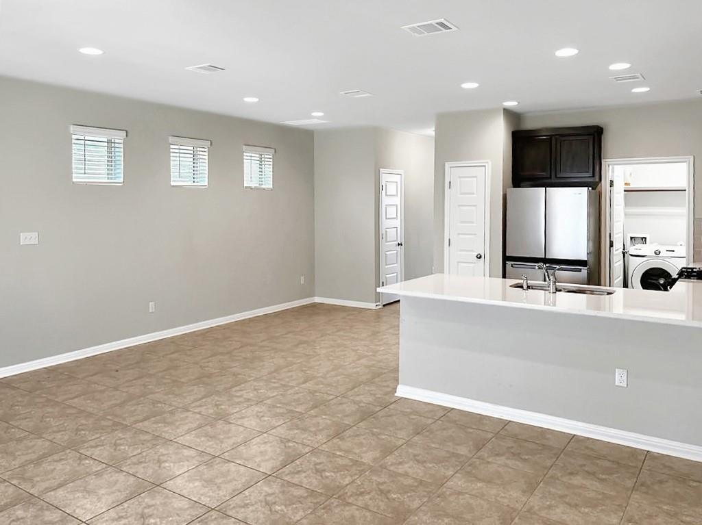 2145 Arendale Dr, Leander, TX 78641