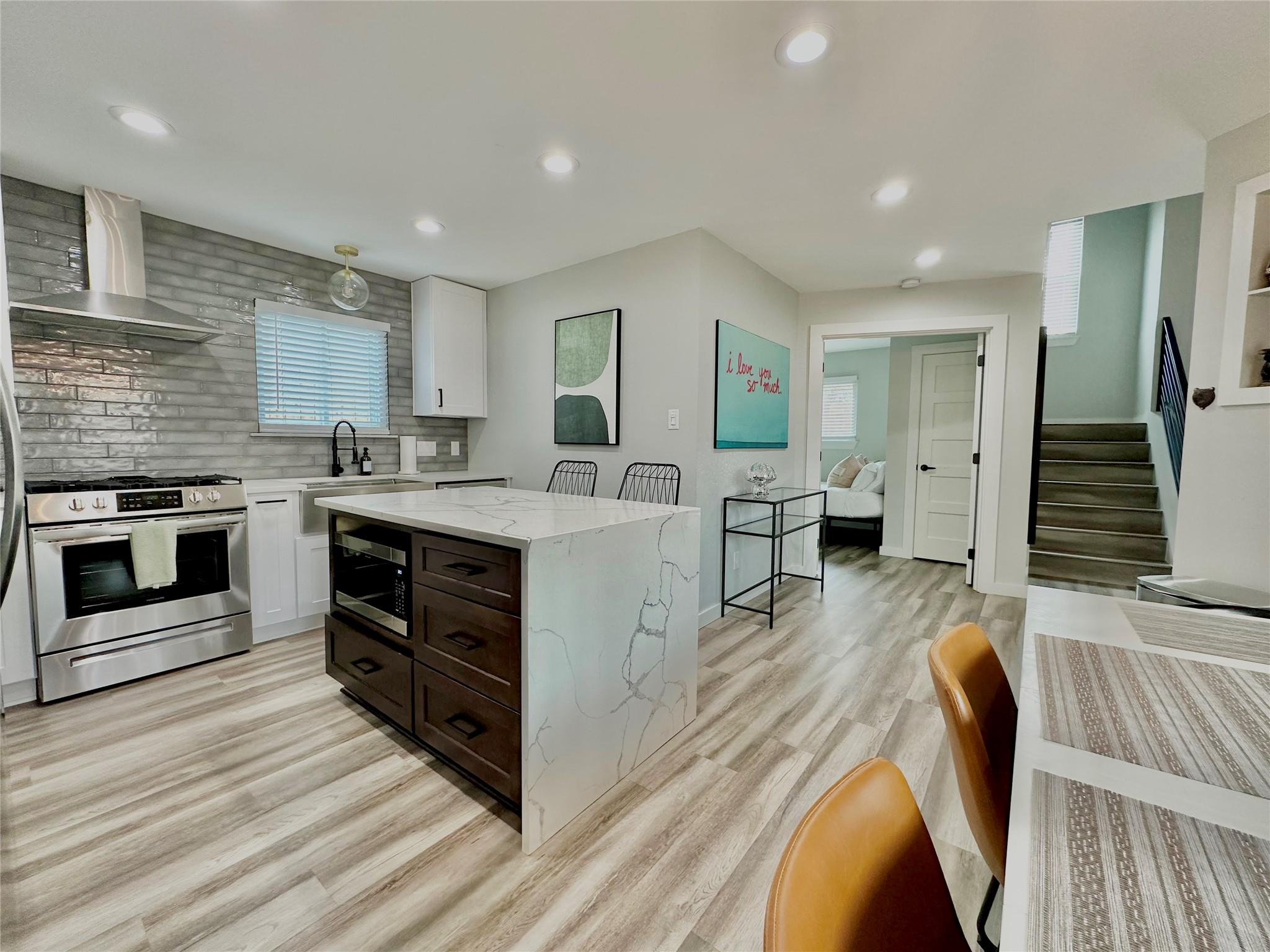 5405 Meadow Crst, Austin, TX 78744