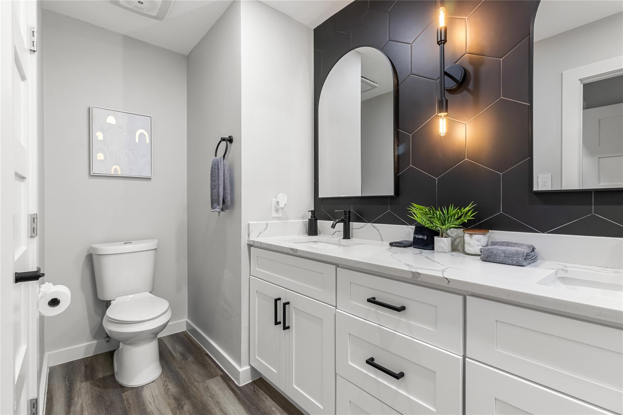 5405 Meadow Crst, Austin, TX 78744