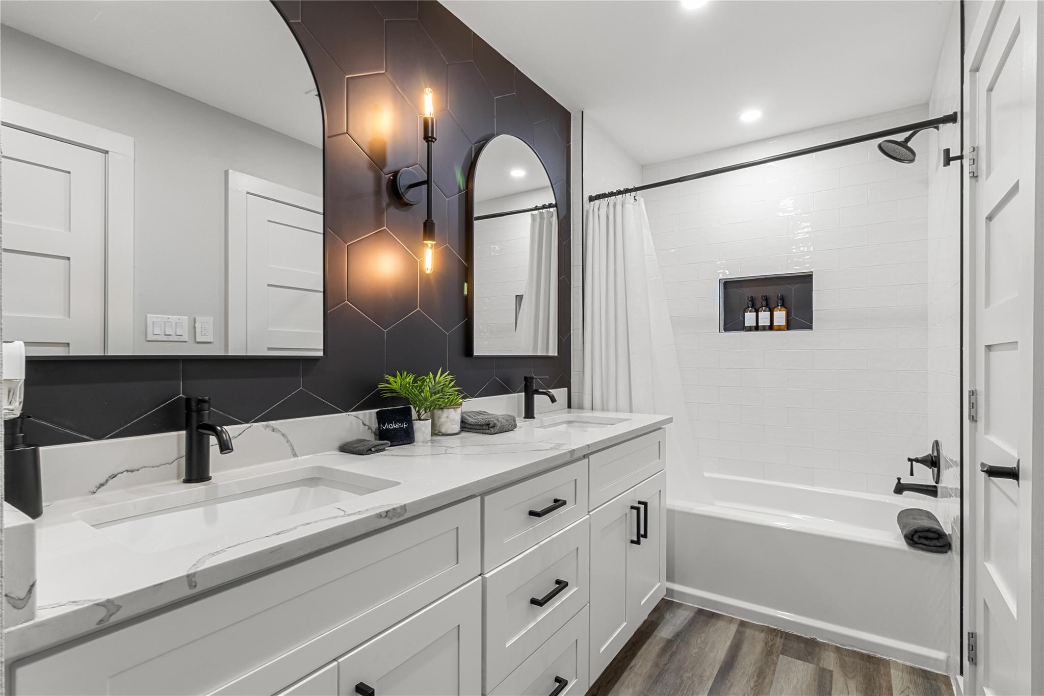 5405 Meadow Crst, Austin, TX 78744