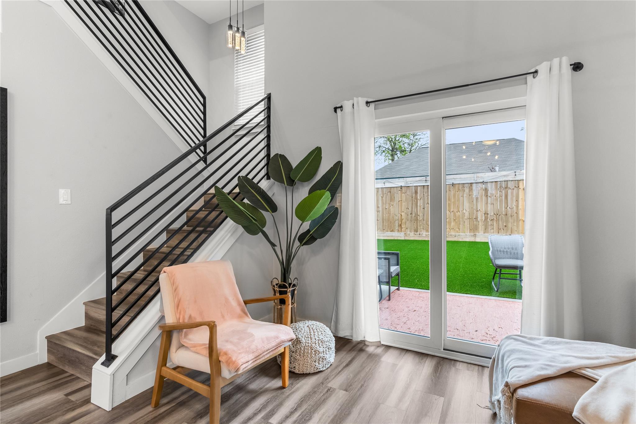 5405 Meadow Crst, Austin, TX 78744