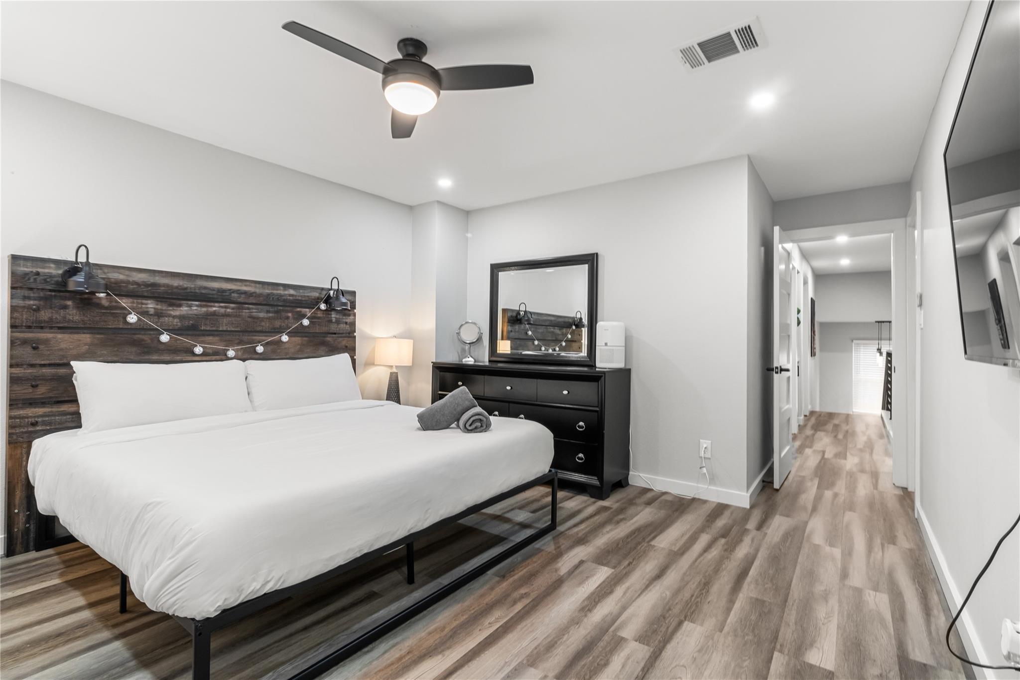 5405 Meadow Crst, Austin, TX 78744