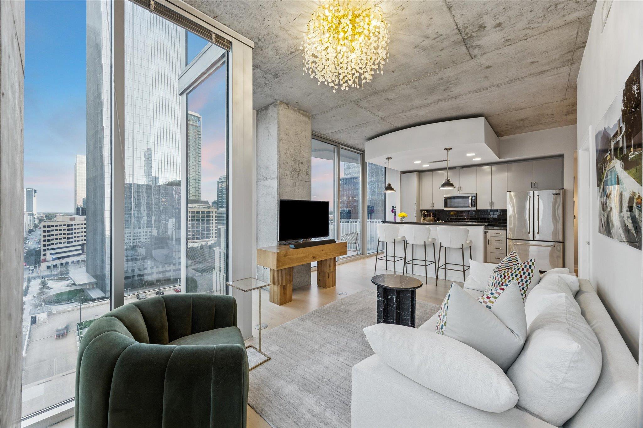 360 Nueces St # 1417, Austin, TX 78701