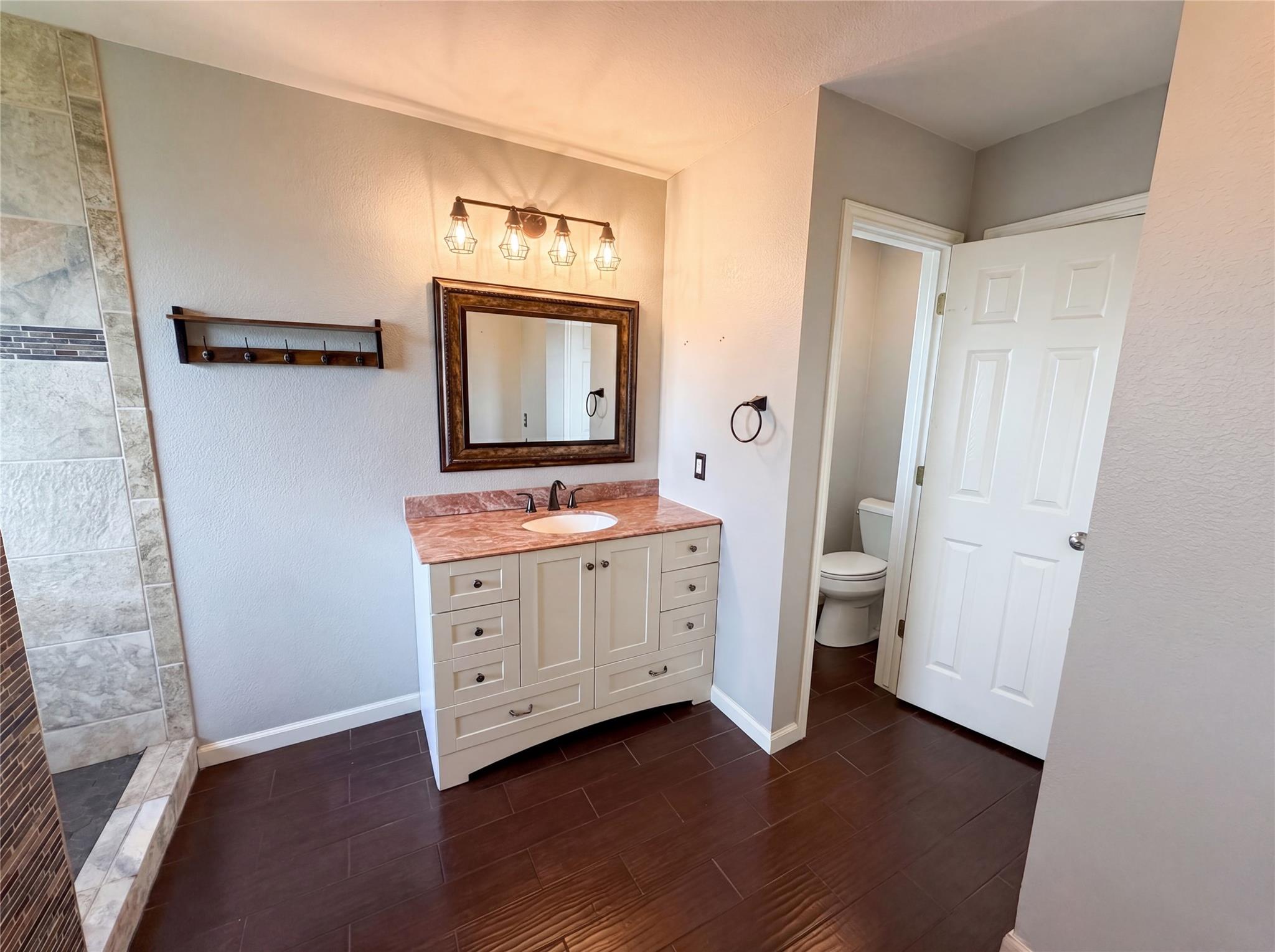 116 San Jacinto, Hutto, TX 78634