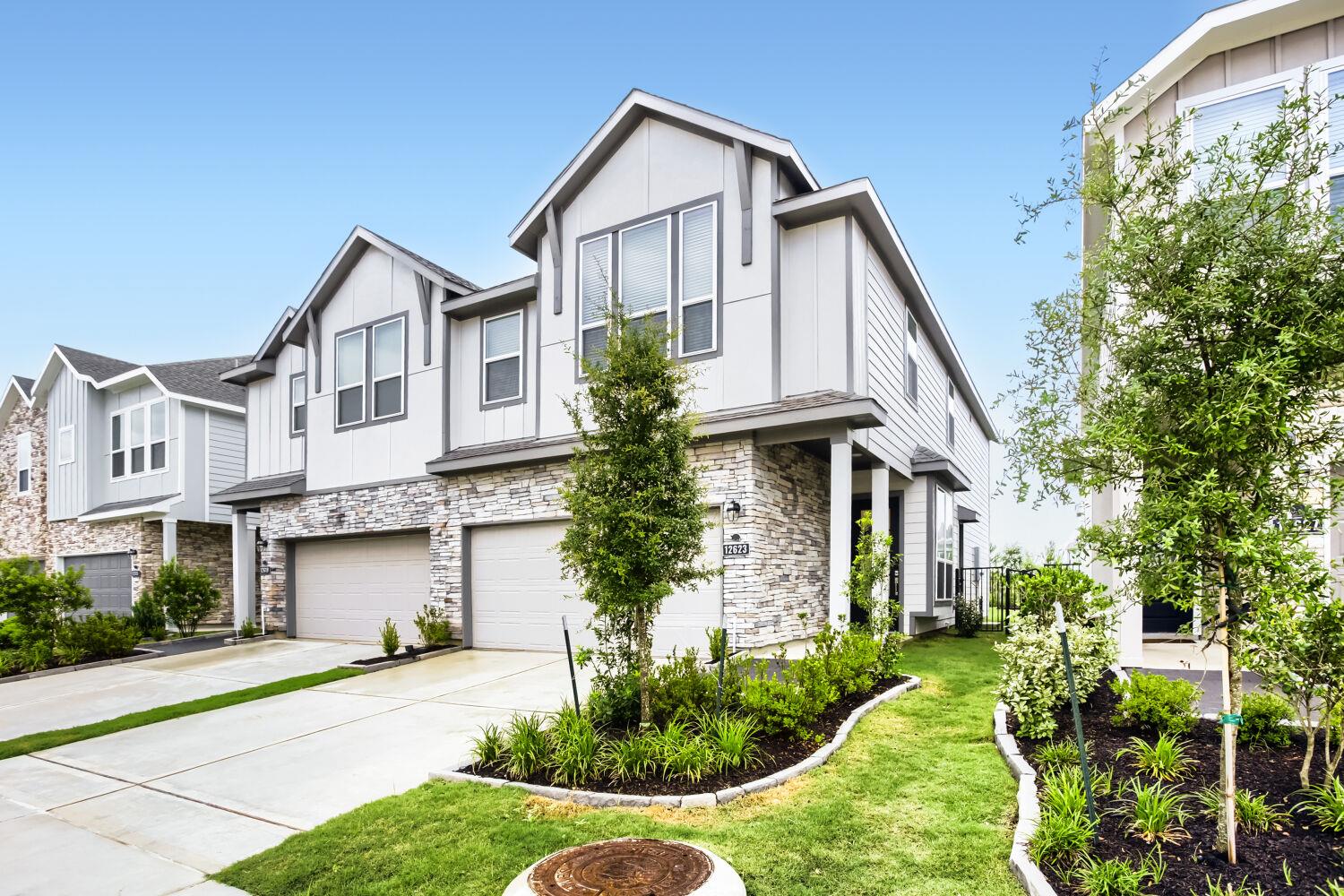 12623 Blue Catfish Ln, Cypress, TX 77433