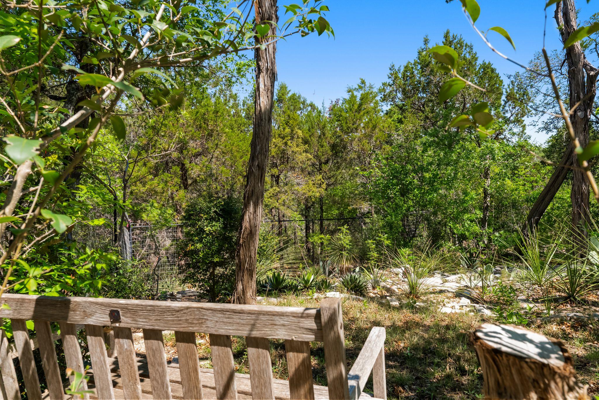 698 Windsong Trl, West Lake Hills, TX 78746