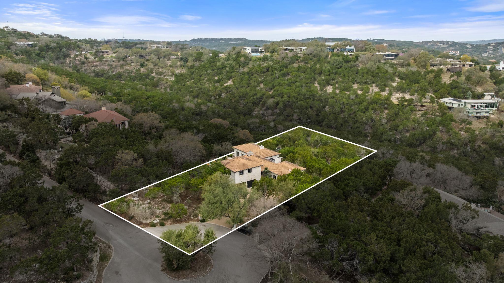 698 Windsong Trl, West Lake Hills, TX 78746