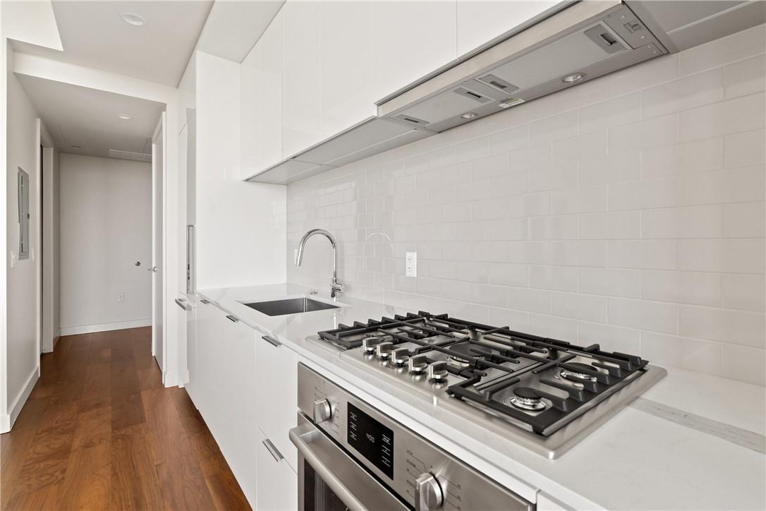 44 East Ave # 2011, Austin, TX 78701