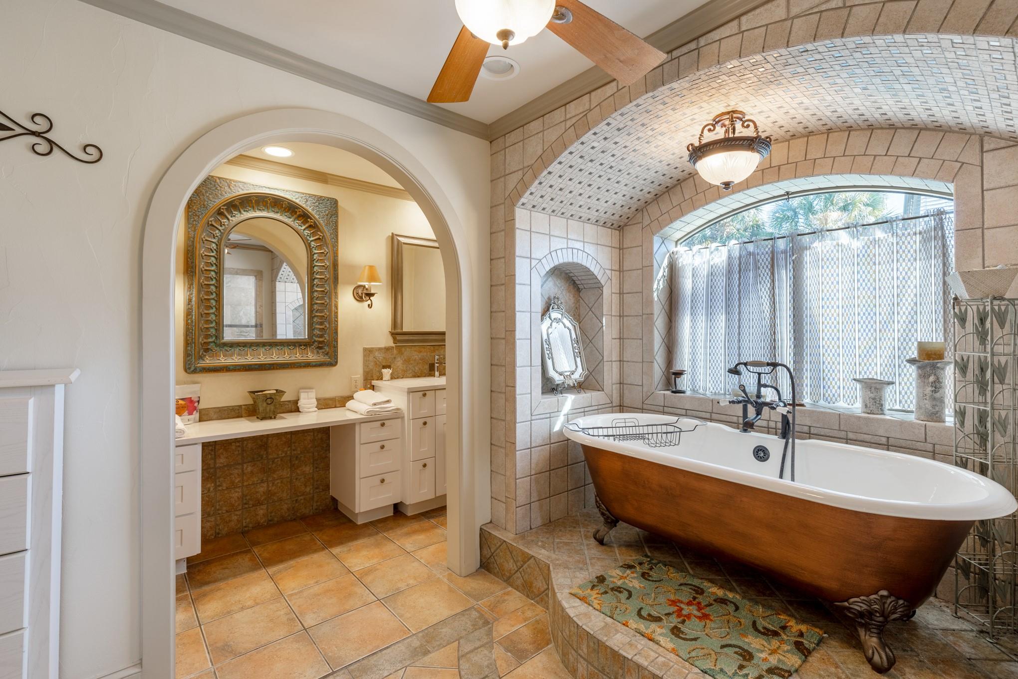 311 Oleander Dr, Marble Falls, TX 78654