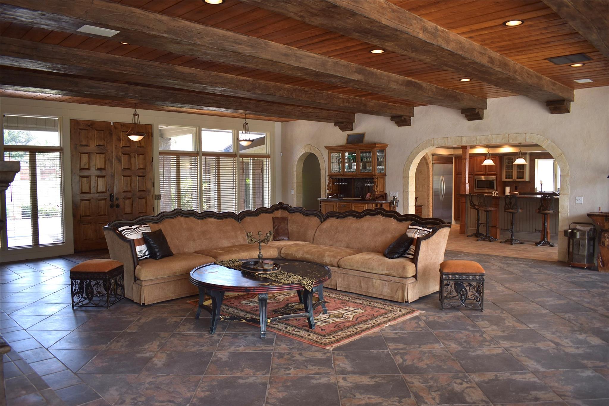 311 Oleander Dr, Marble Falls, TX 78654