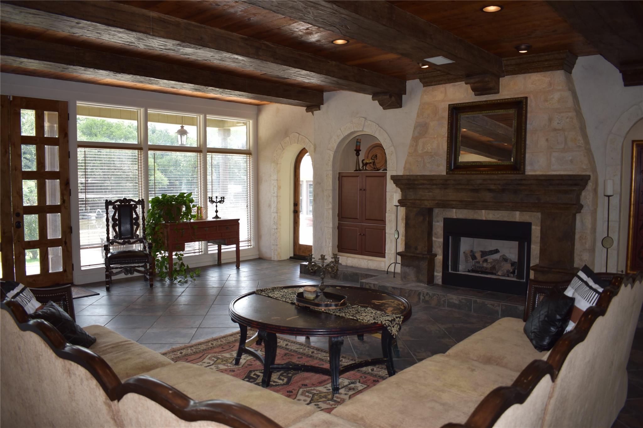 311 Oleander Dr, Marble Falls, TX 78654