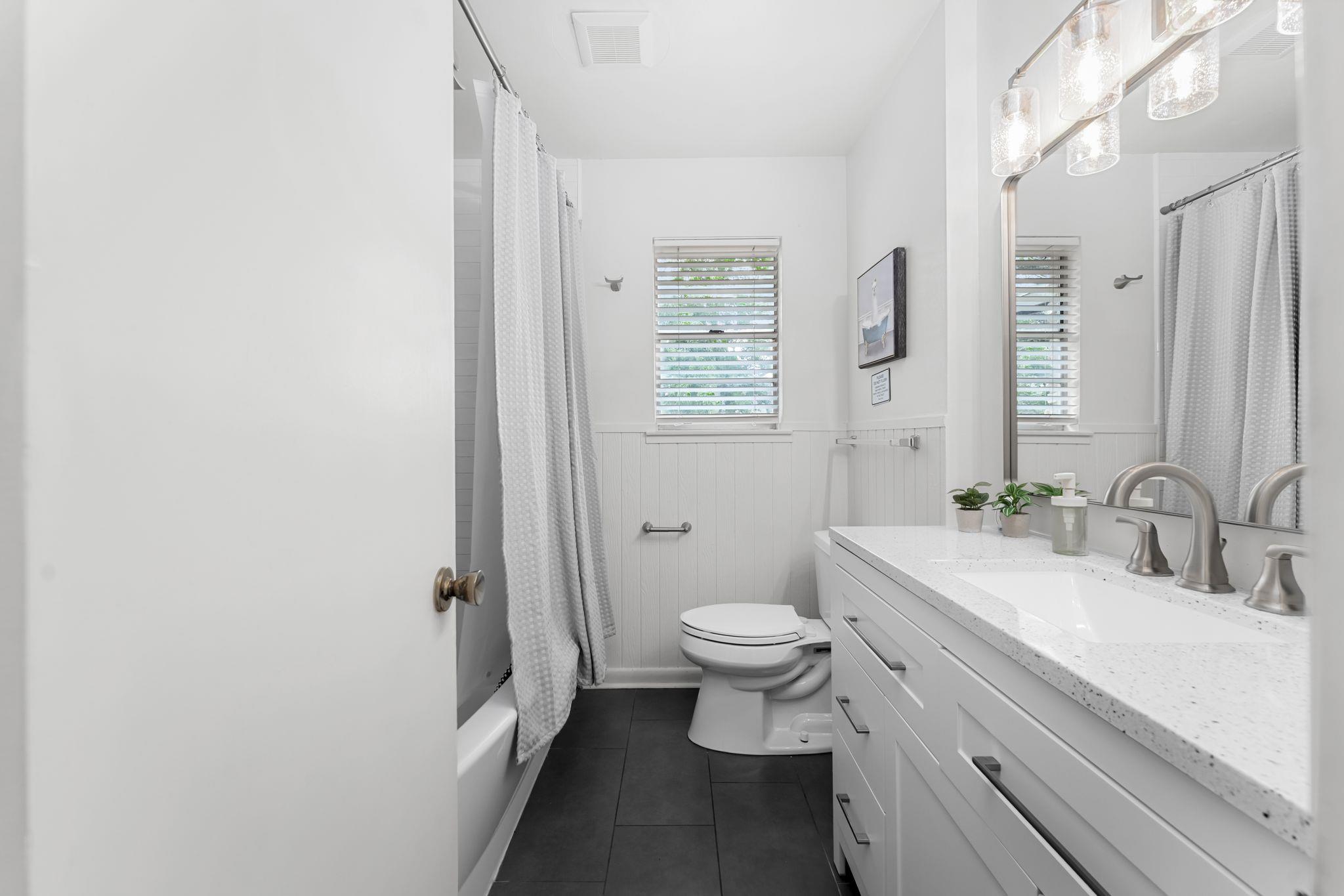 7105 Lilac Ln, Austin, TX 78745