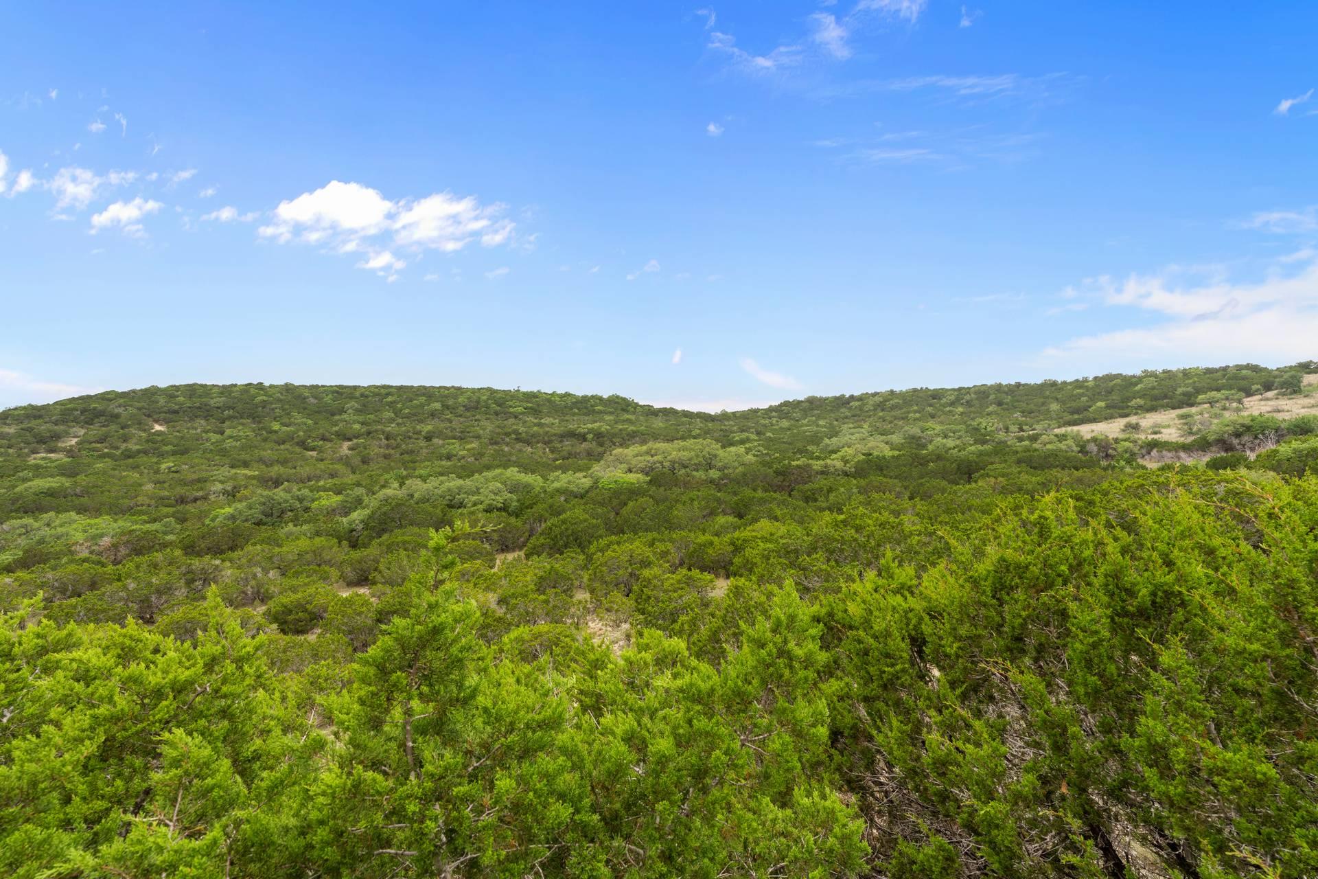 182 Quail Creek Rd, Marble Falls, TX 78654