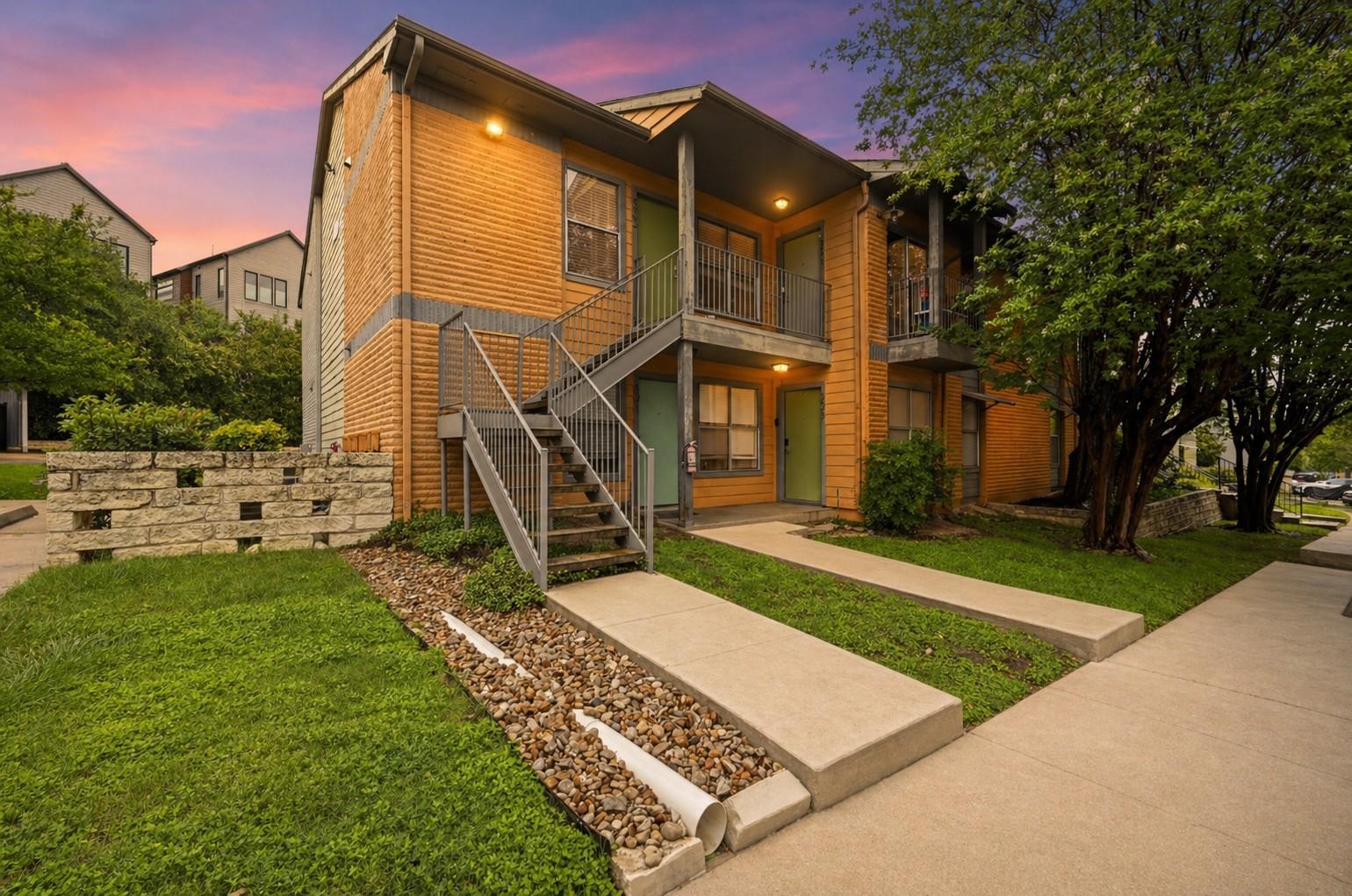 3204 Menchaca Rd # 303, Austin, TX 78704