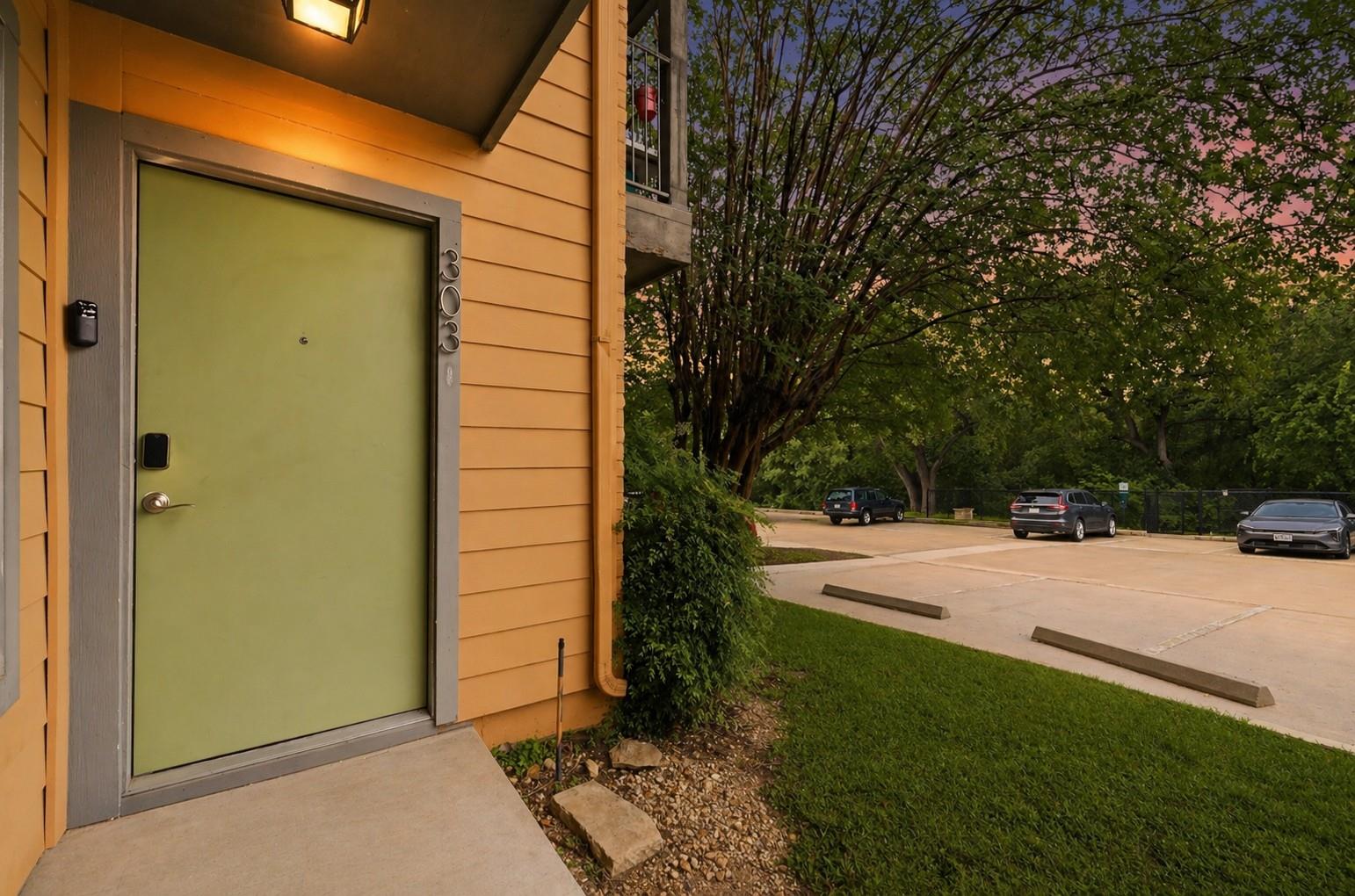 3204 Menchaca Rd # 303, Austin, TX 78704