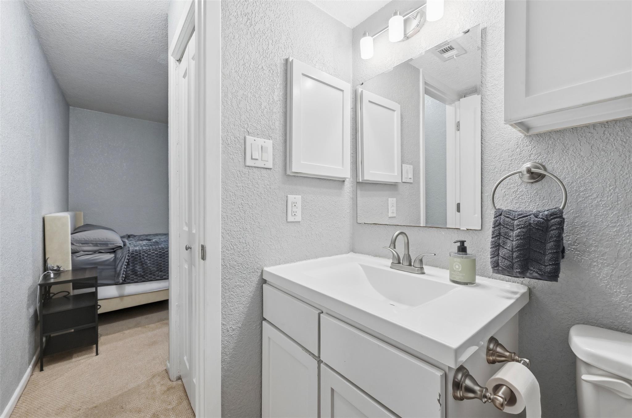 3204 Menchaca Rd # 303, Austin, TX 78704