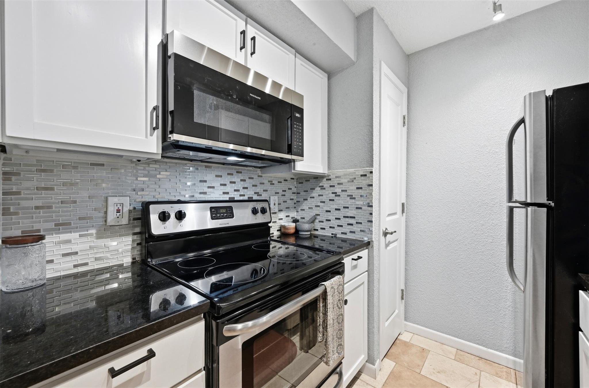 3204 Menchaca Rd # 303, Austin, TX 78704
