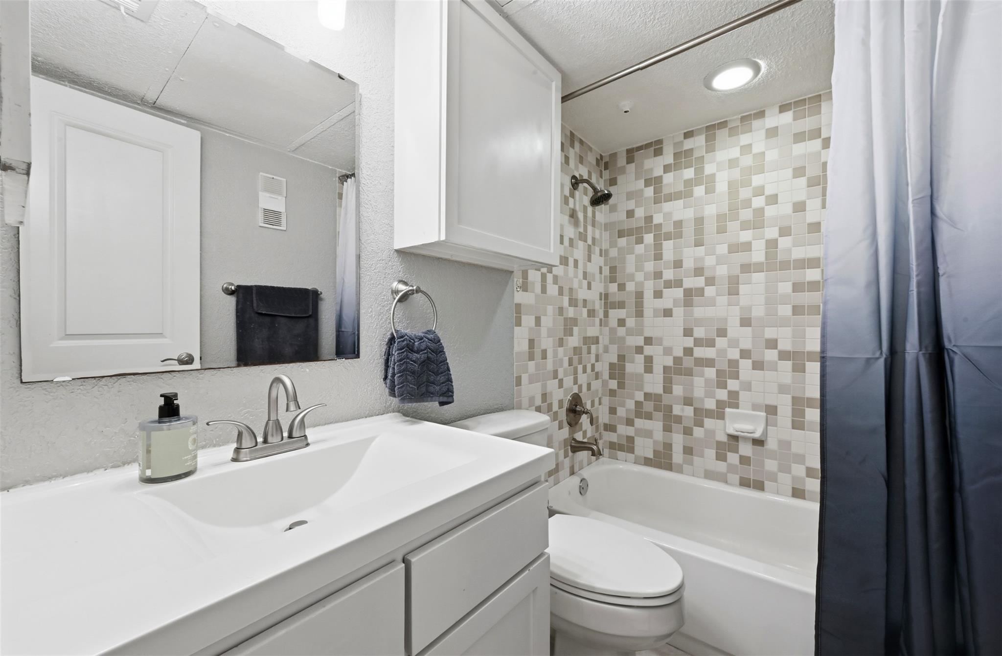 3204 Menchaca Rd # 303, Austin, TX 78704