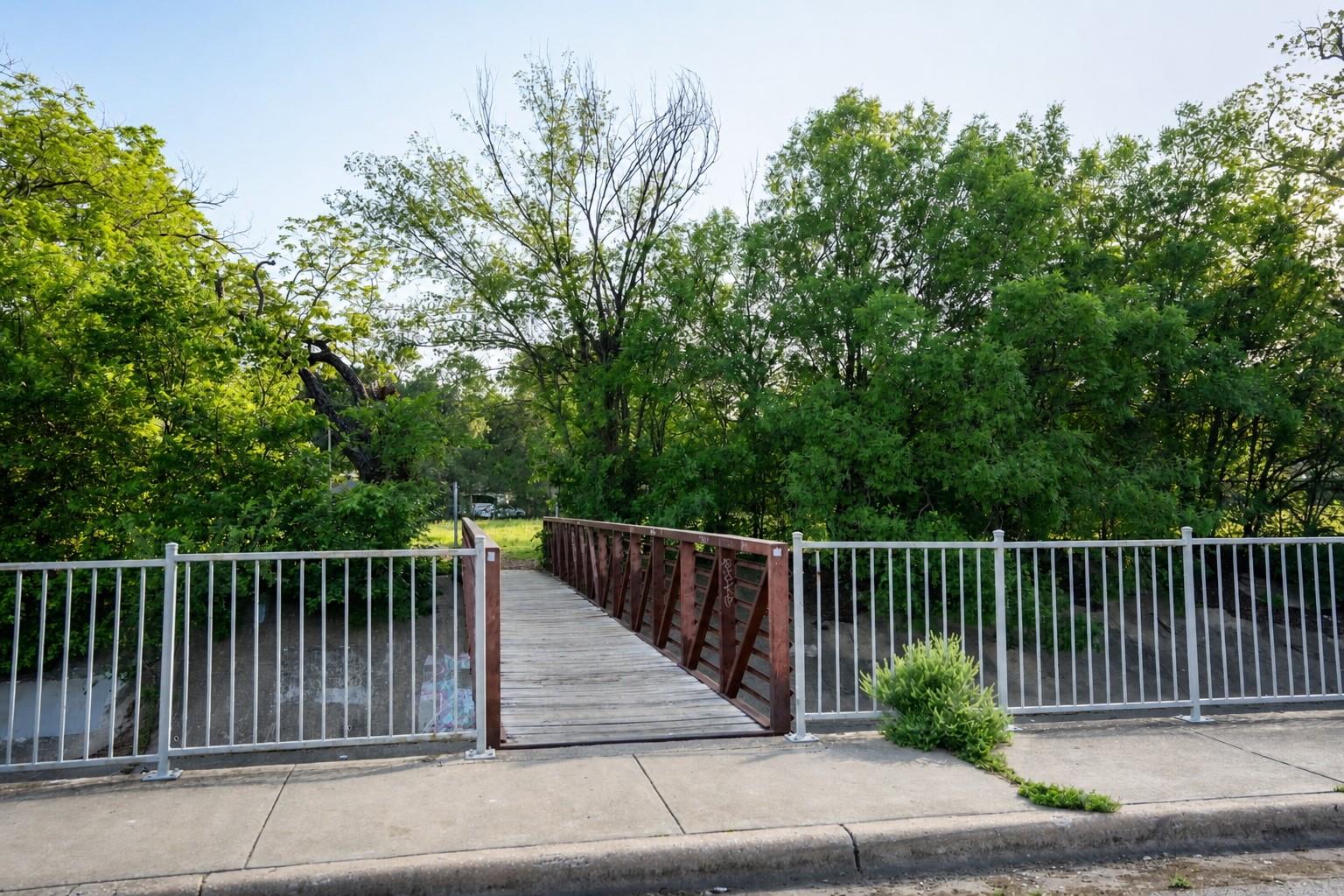 1123 Omega Ave # 1, Austin, TX 78721